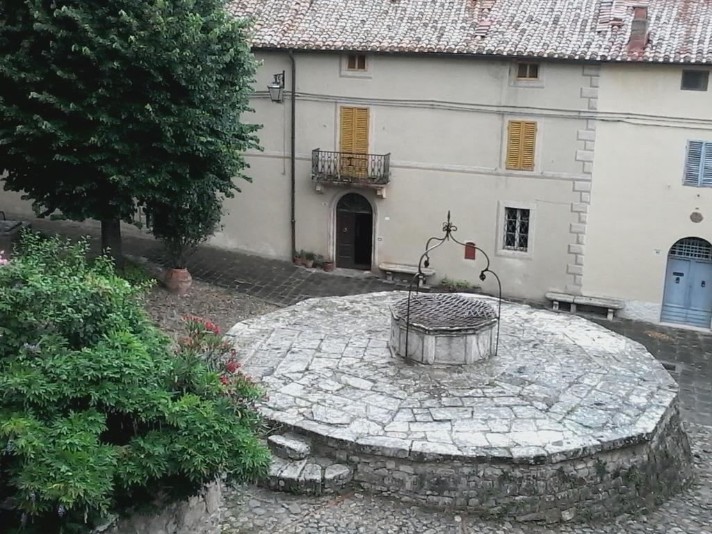 Hotel Cisterna Nel Borgo Castiglione dʼOrcia Zewnętrze zdjęcie